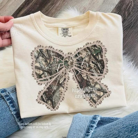 Scalloped Camo Bow